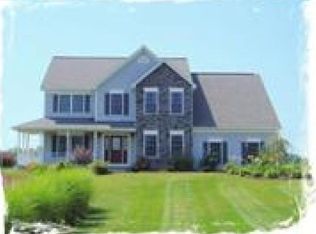 4 Knottingley Pl, Ballston Lake, NY 12019