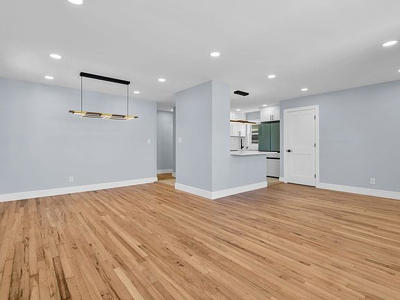4th image of 29 Delmar Rd