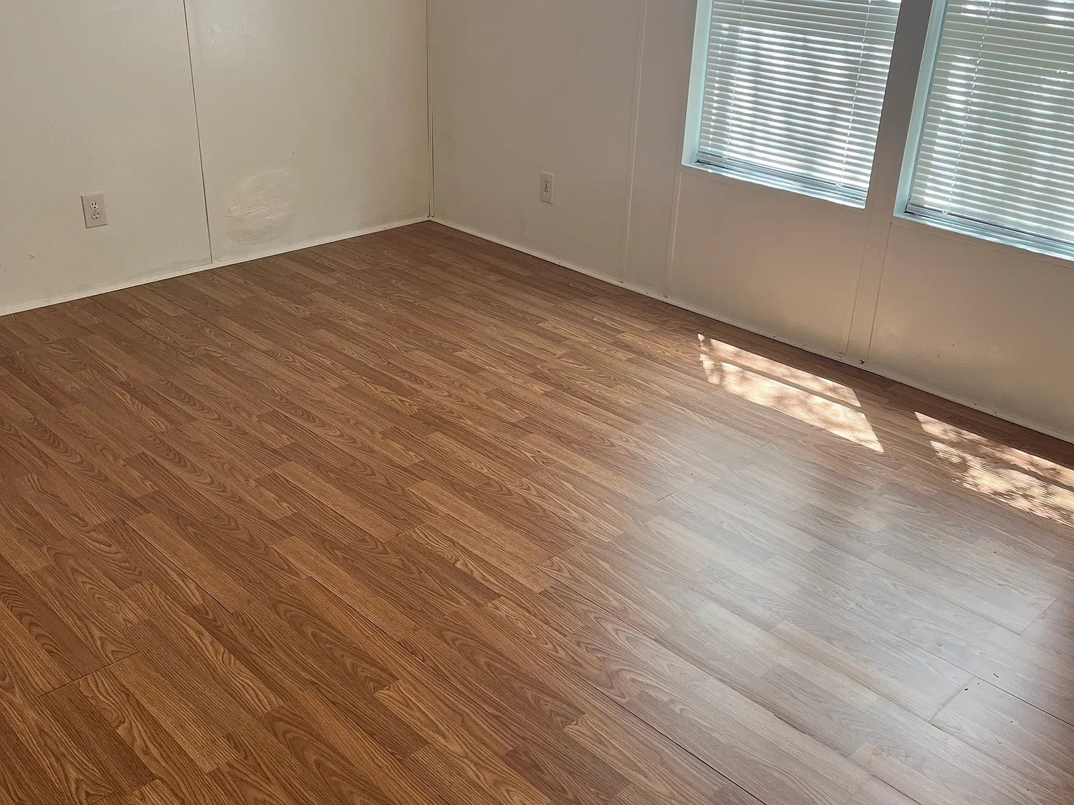 3 bed, 1120 sqft, $1,000 — Photo 4