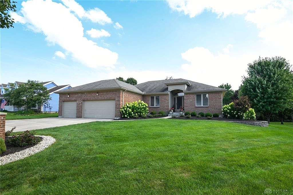 293 Chapel Dr, Springboro, OH 45066 Zillow