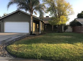 1303 Bass Cir, Hanford, CA