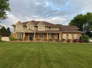 105 Montego Way, Irwin, PA 15642