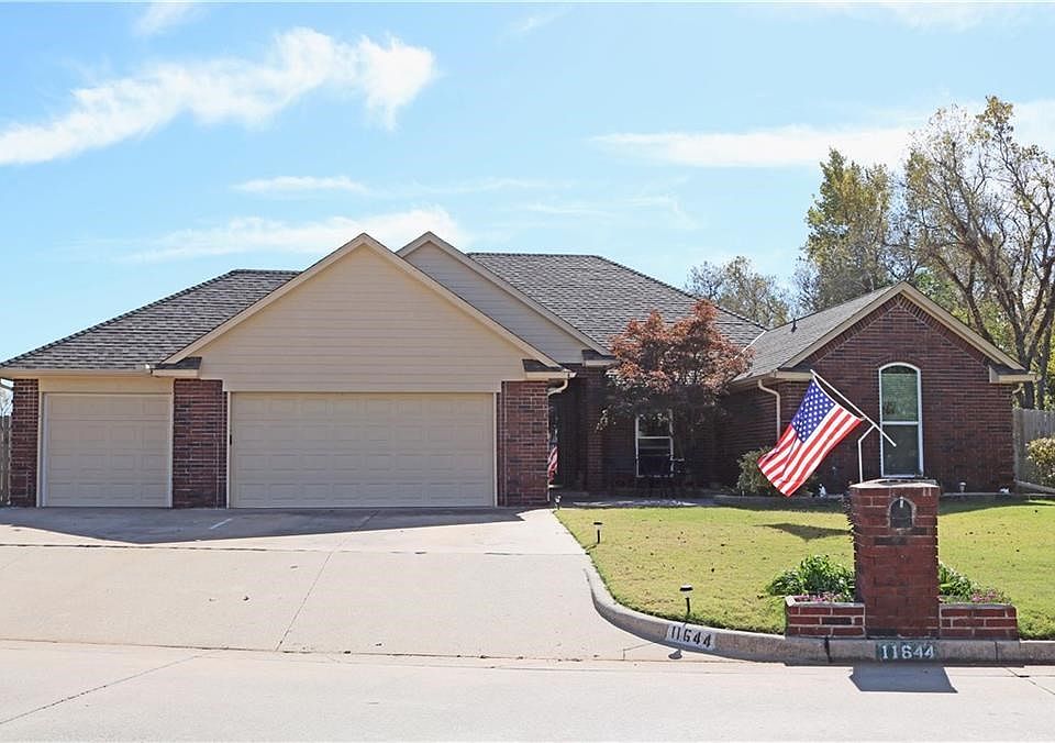 1st image of 11644 Hollyrock Dr