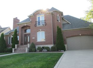 10260 Windsor Pl, Munster, IN 46321