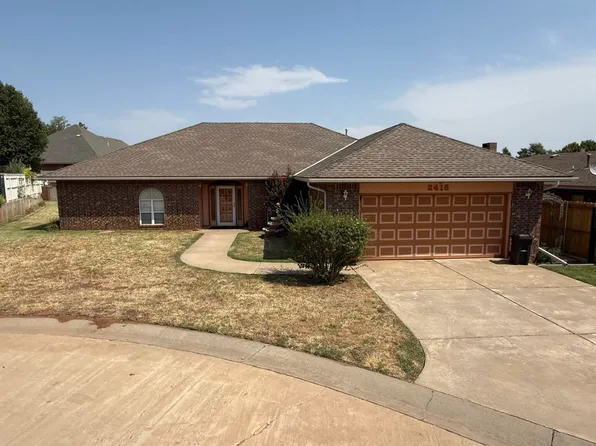 2416 Sherwood Ct, Woodward, OK 73801