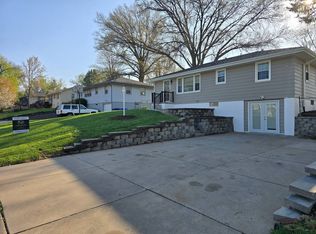 721 N Beadle St, Papillion, NE 68046