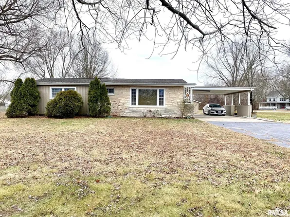 1400 Bailey Ln, Benton, IL 62812