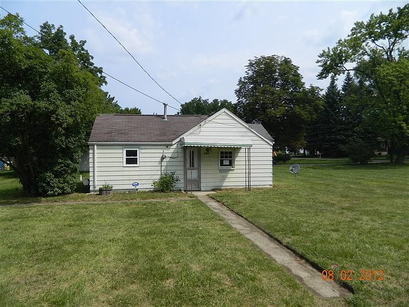 1st image of 3363 Sayre Ct