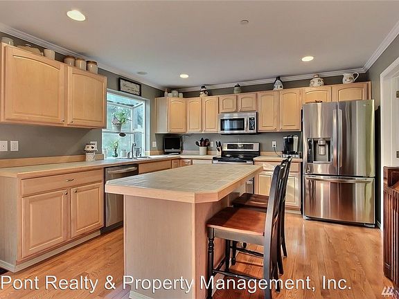 2nd image of 1223 Evans Ct