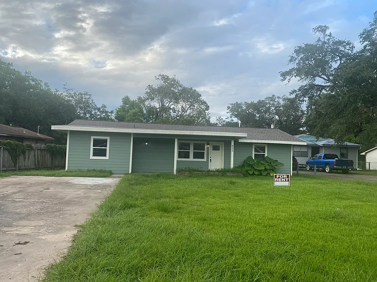 812 Pin Money St — Photo 9