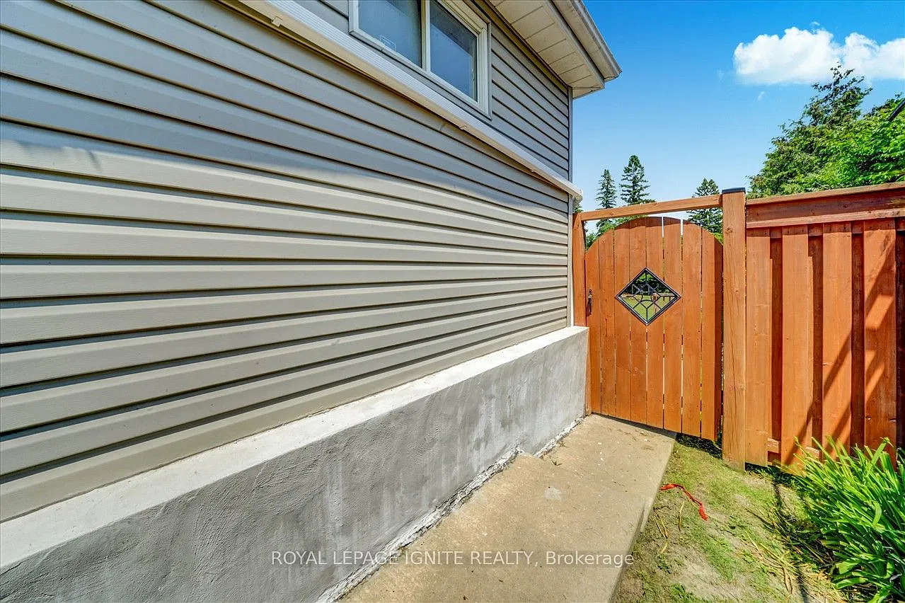 3 bed, $1,795 — Photo 3
