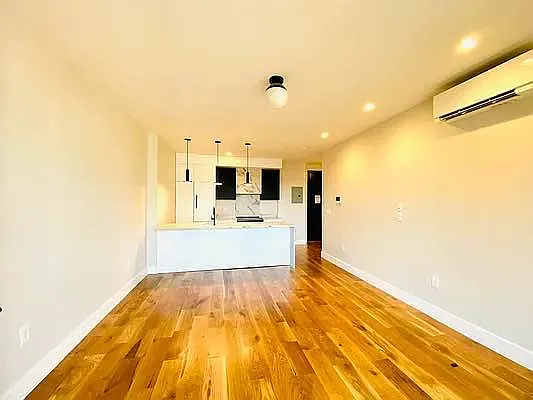 Rented by GROOME REALTY LLC | media 3