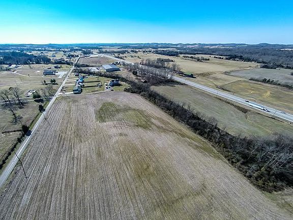 3rd image of 2417 Highway 411