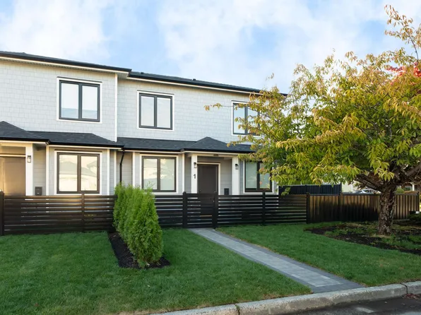 5300 Chetwynd Ave #1, Richmond, BC V7C 4L2