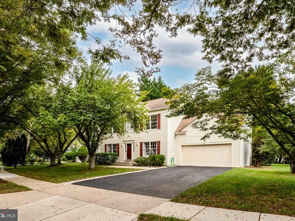 16111 Amethyst Ln, Bowie, MD 20716