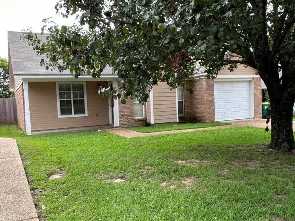 330 Cottonwood Dr, Ridgeland, MS 39157