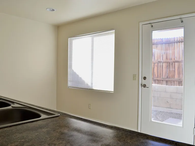 16348 Sequoia St — Photo 4