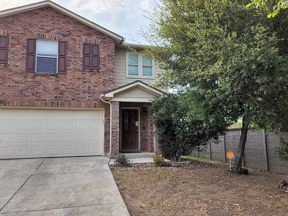 1st image of 13727 York Woods
