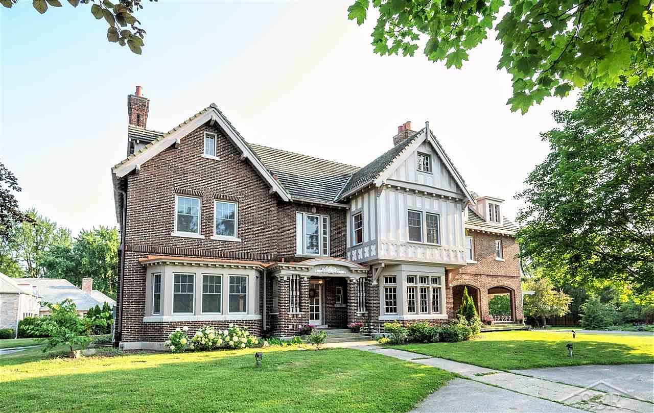 2230 Center Ave, Bay City, MI 48708 Zillow