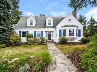 153 Buena Vista Rd, West Hartford, CT 06107