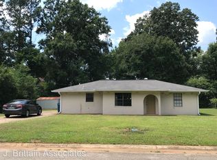 1215 Quail Run Dr SW, Jacksonville, AL 36265