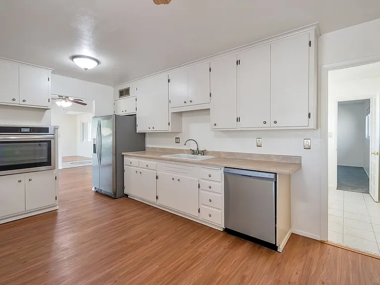 2809 N Granite Reef Rd — Photo 7