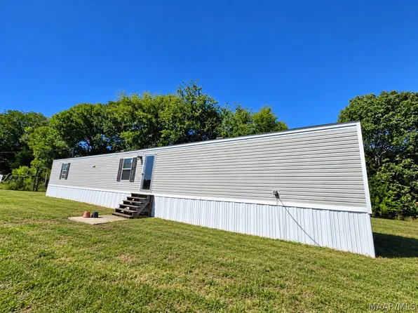 584 Lamar Rd, Hope Hull, AL 36043