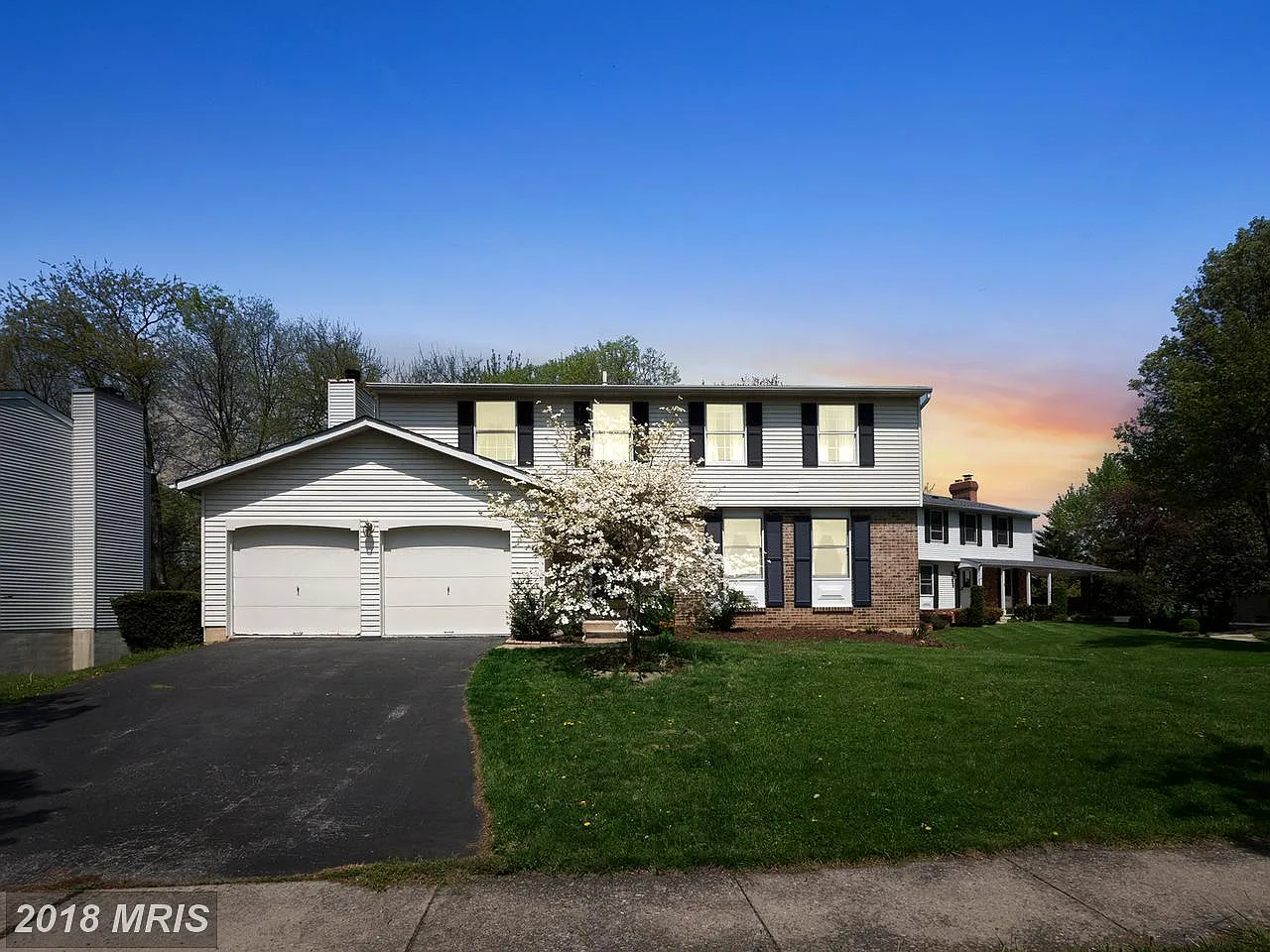 1780 Valleyside Dr photo 1