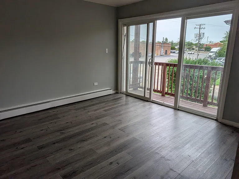 524 Green Oaks Ct N #6 — Photo 7