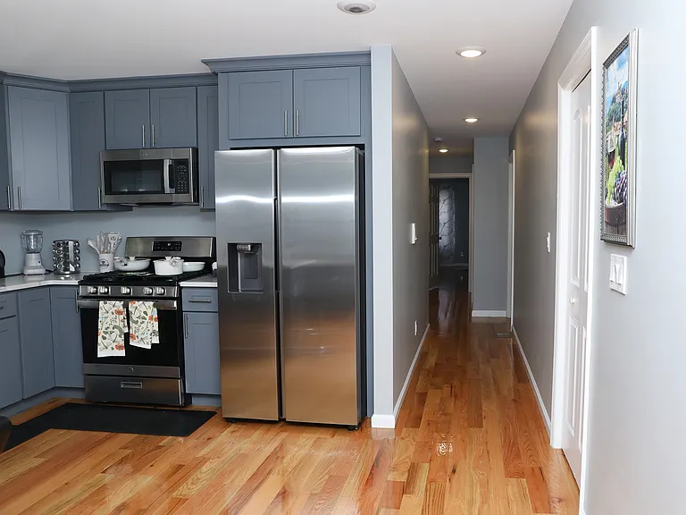 288 S 7th St #1 — Photo 29