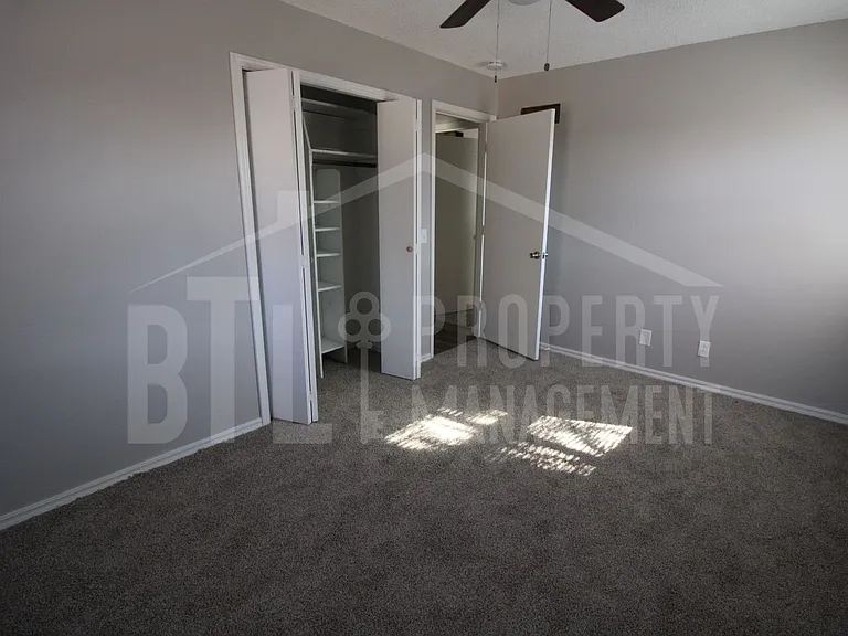 140 Dandelion Ct — Photo 2