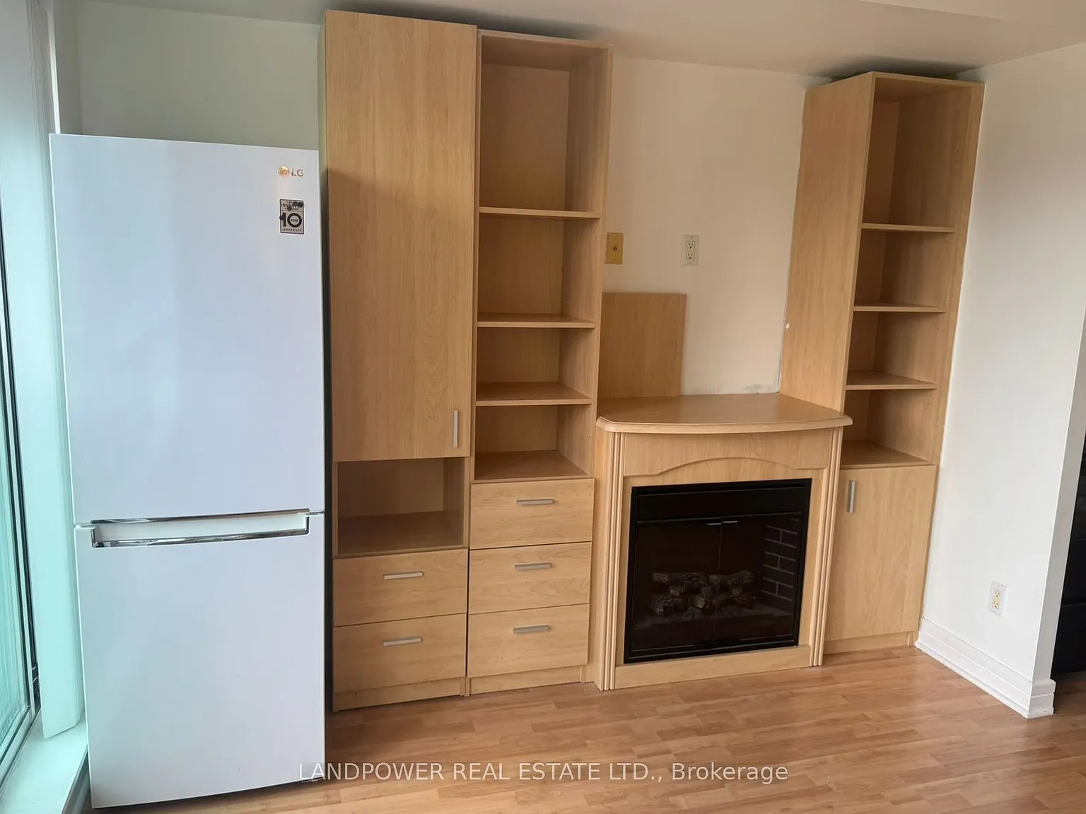 Studio, $1,950 — Photo 4