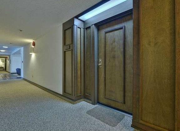 2nd image of 410 Sheridan Ave APT 101