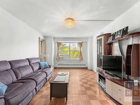 575 Grand Street image 1 of 23