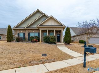 9 Leyland Dr SW, Huntsville, AL 35824