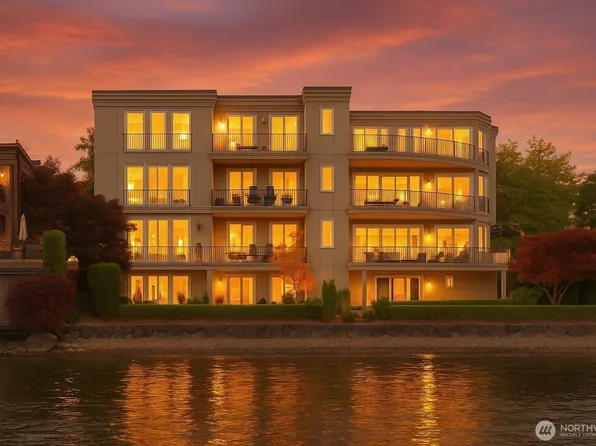 115 Lake Avenue W #102, Kirkland, WA 98033