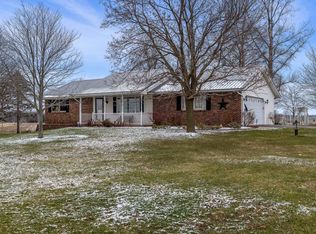 8009 Blomberg Rd, Cherry Valley, IL 61016