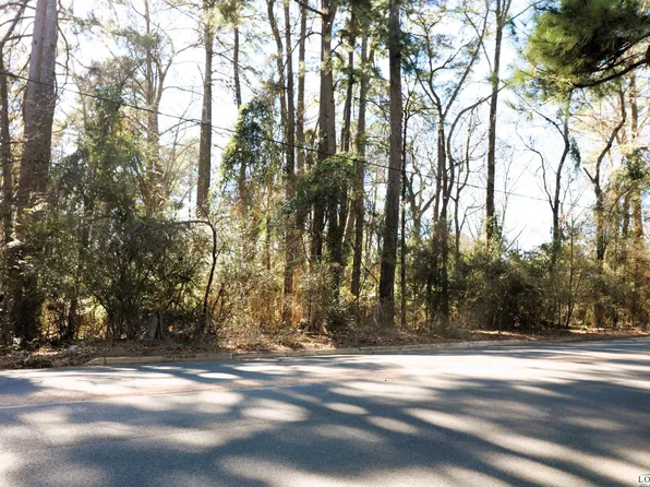 Poplar St, Marshall, TX 75672