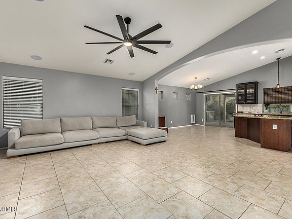 5th image of 1247 E NANCY Avenue