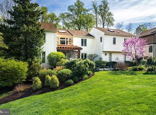 204 Lone Oak Dr, Bryn Mawr, PA 19010