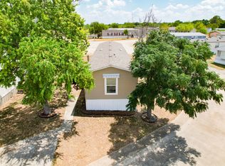 147 Peach Ln, Schertz, TX 78154