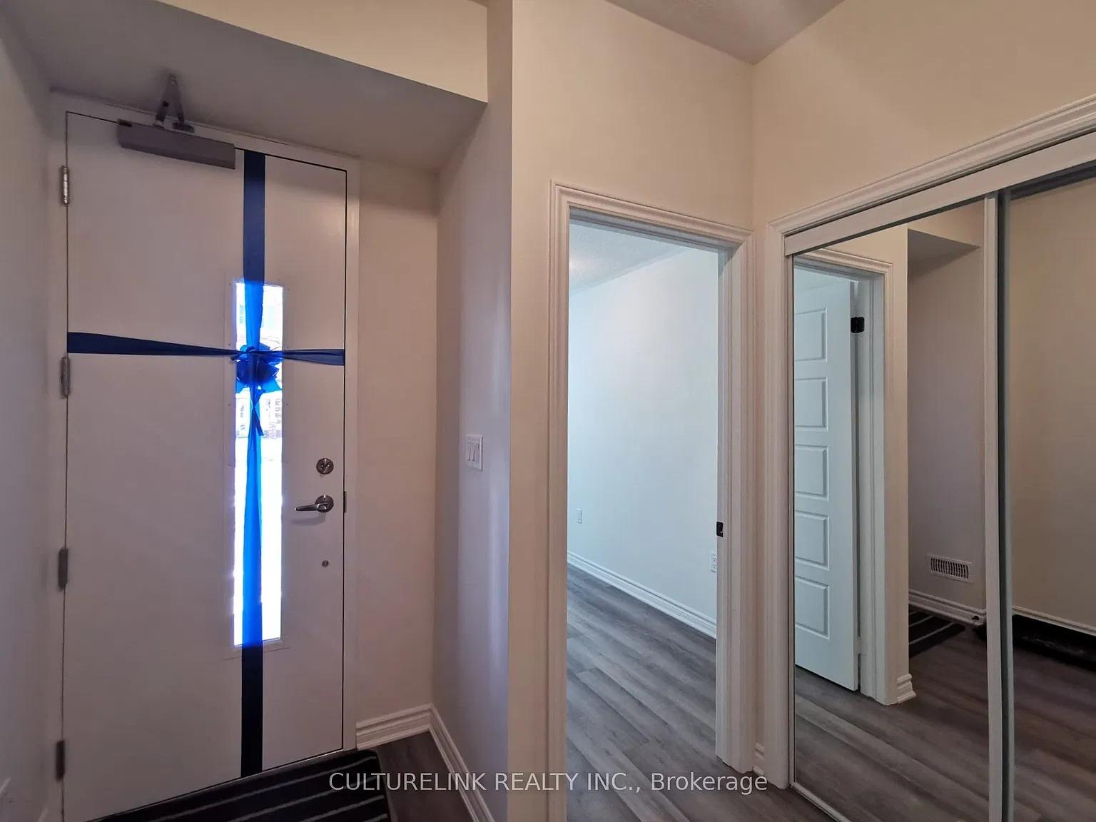1034 Reflection Pl — Photo 4