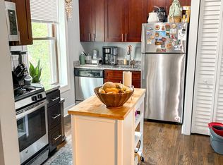 859 N. Damen Ave/1953-55 W. Iowa, Chicago, IL 60622