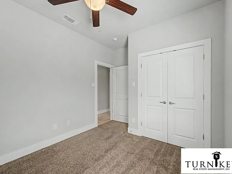 8037-8039 Arbor Ave — Photo 10