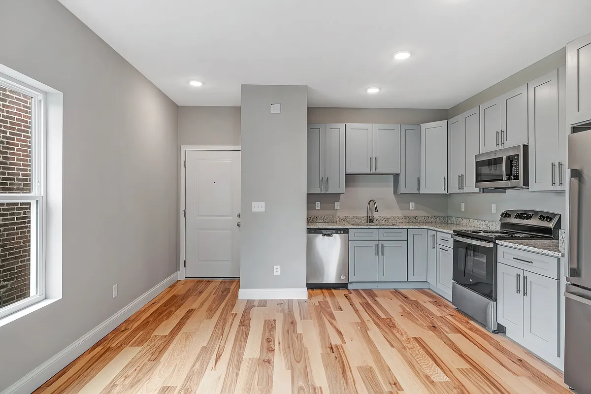 Building Photo - 2806 Lafayette Ave #D