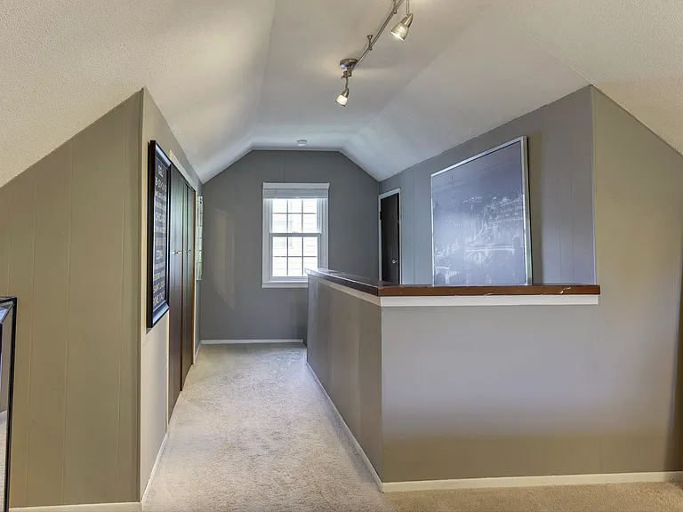 5028 Bedford Ave — Photo 12