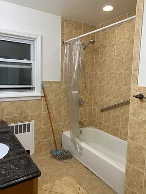 Rented by Voro, LLC | media 12