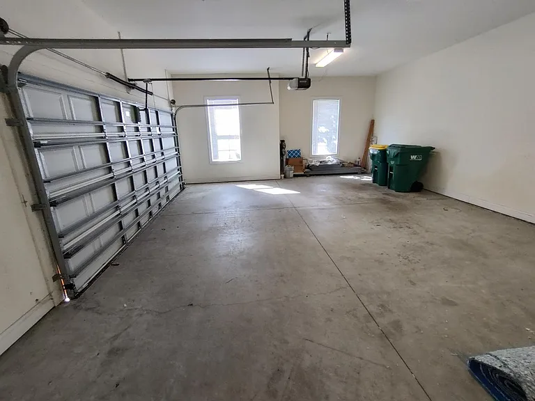 38 Glencairn Ave — Photo 19