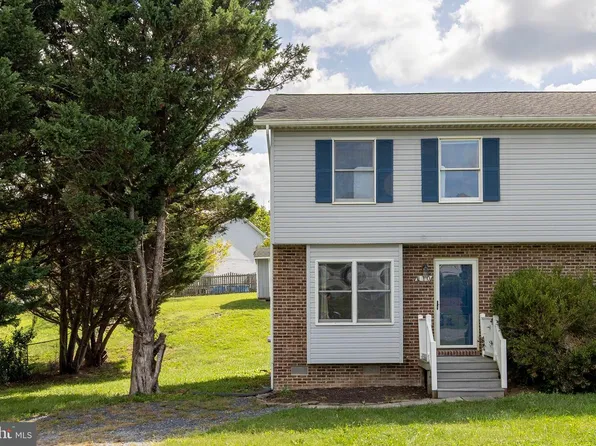 110 Lakeridge Dr, Stephens City, VA 22655