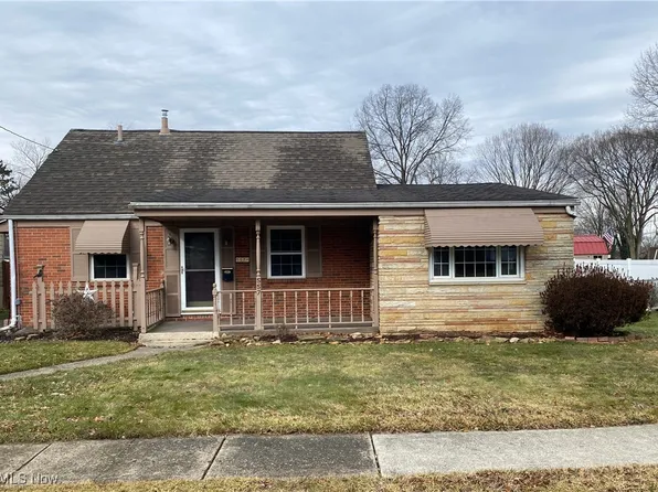 557 23rd St NW, Massillon, OH 44647
